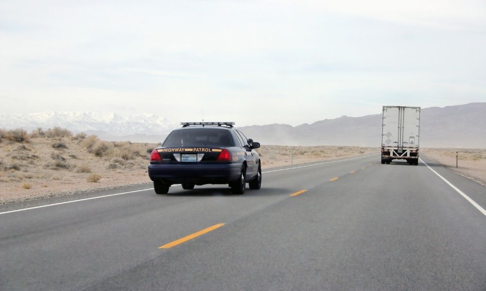 4 Common Traffic Violations Commercial Drivers Encounter